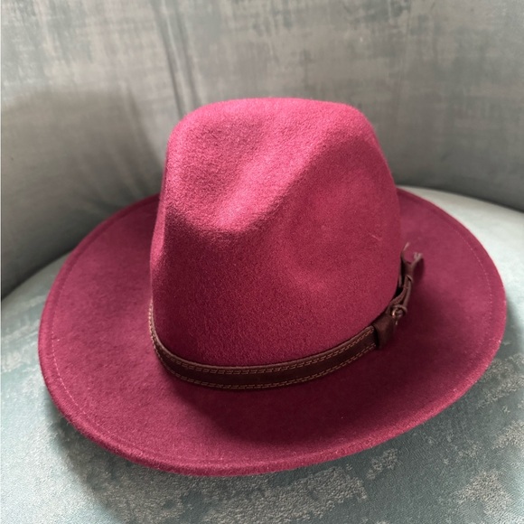 Gelso Bianco Hat. 100% Wool+Leather Band. Size Adjustable. Color Burgundy. - Picture 3 of 7